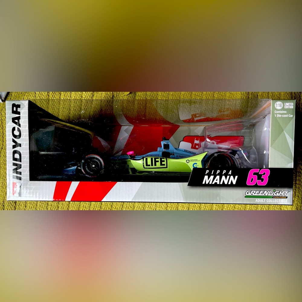Greenlight 1/18. 2018 Pippa Mann #63 Donate Life "IndyCar Diecast AUTOGRAPHED